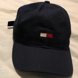 Tommy Hilfiger strap back